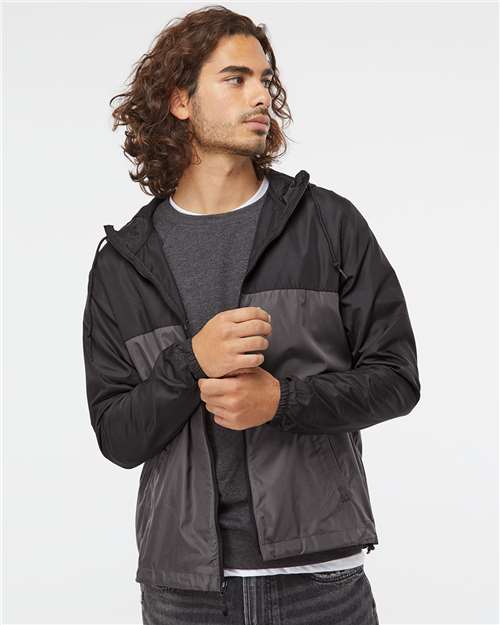 Men's Lightweight Windbreaker Full-Zip Jacket
